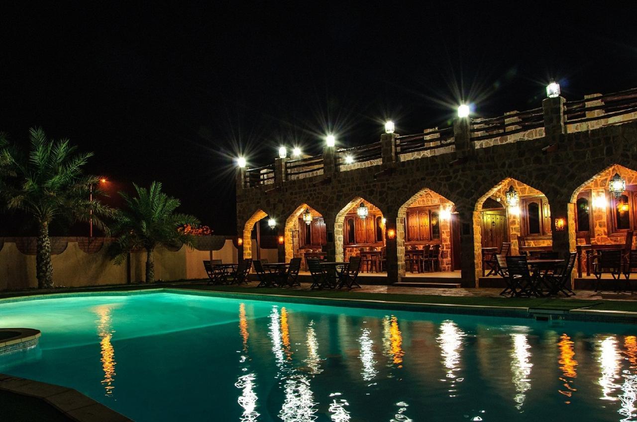 Esra Hotel Apartment Khasab Bagian luar foto